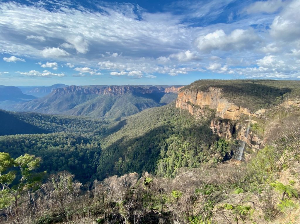 Govett's Leap Falls and the magnificent Grose Valley